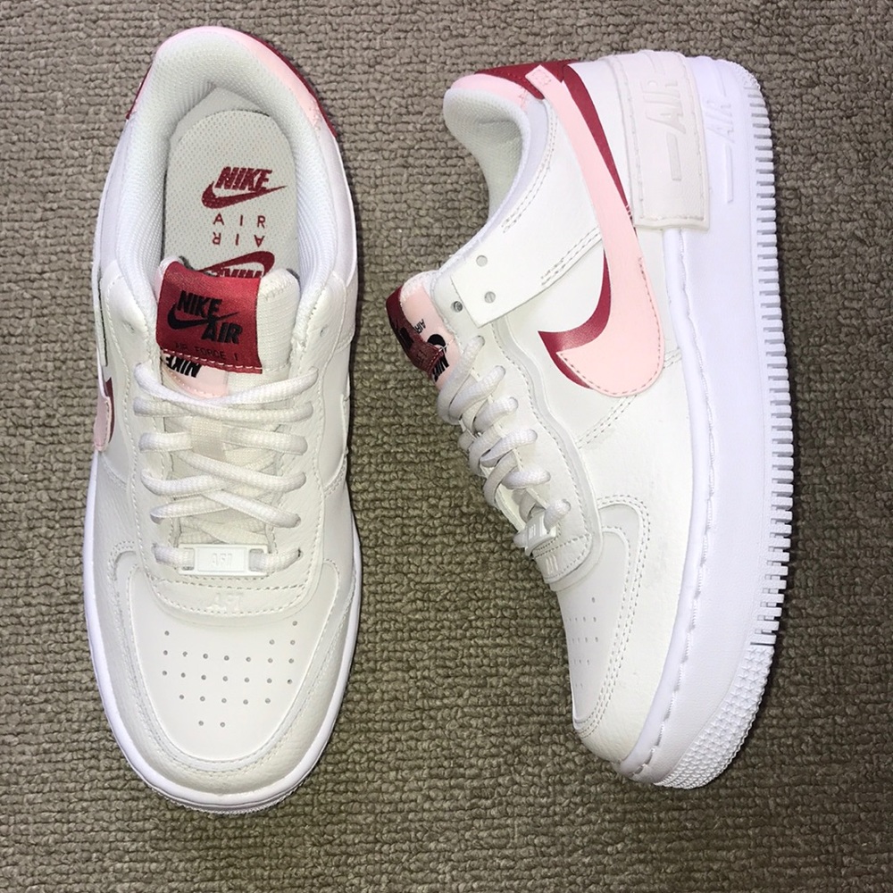 NIKE AIR - Air Force 1 Shadow (White/Pink/Red)